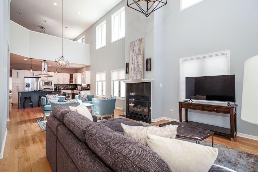 Villa Eclectic Stylish And Cozy Milwaukee Unit Exterior foto